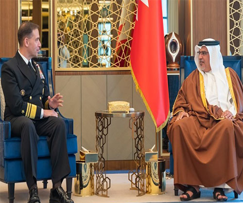 Bahrain’s Crown Prince, Commander-in-Chief Receive US Fifth Fleet Commander