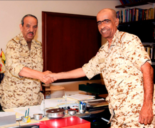 Bahrain Defense Chief Receives Combat Group Commander
