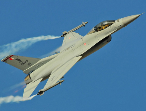 Bahrain to Upgrade 20 F-16 Block 40 to F-16V Configuration