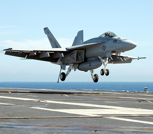 Boeing Wins Contract for F/A-18 Super Hornet, Growler Modifications