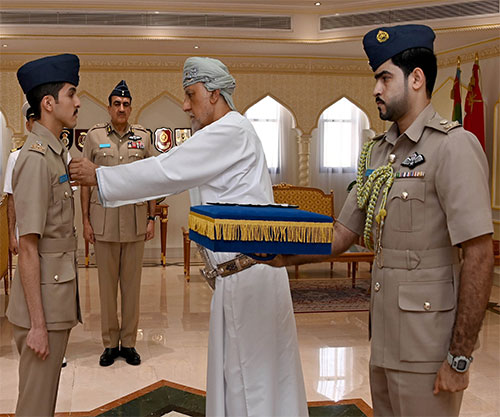 Oman’s Deputy Prime Minister for Defence Affairs Pins Aviation Wings on Air Force Pilot Officers