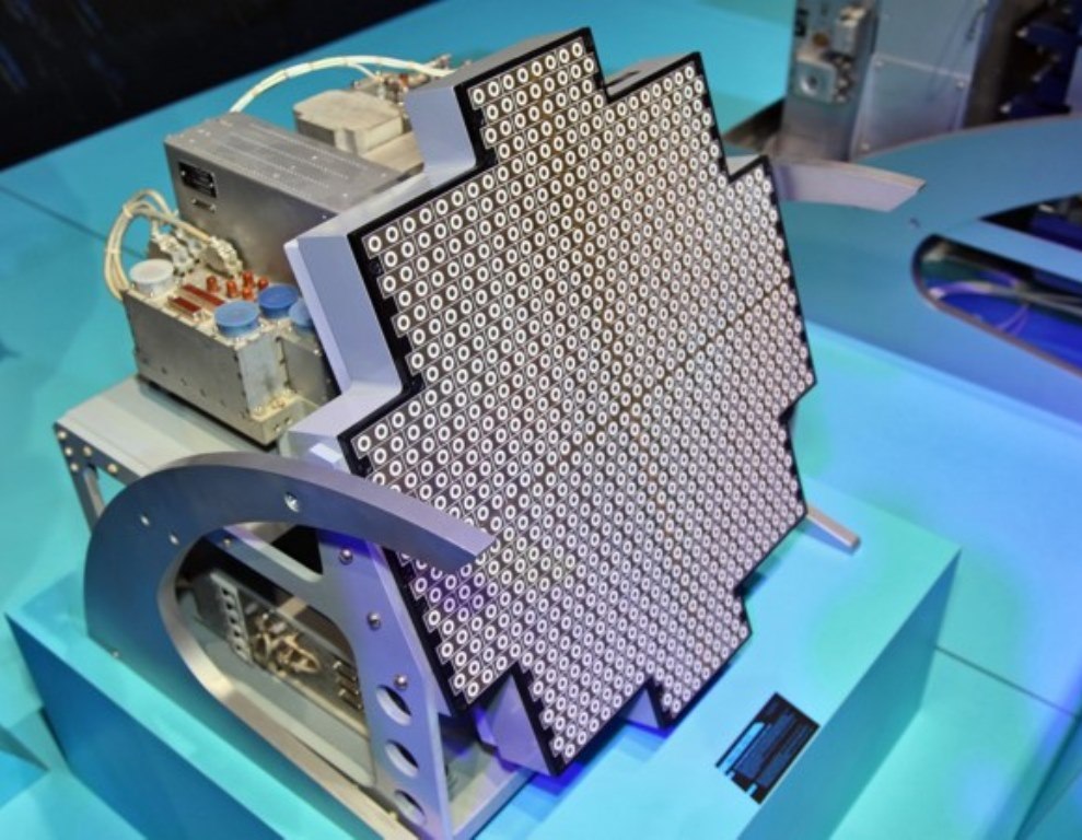 Future US, Russian, Chinese Fighters to Have Photonic Radar