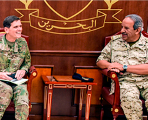 Bahrain Receives Commander of US Central Command 