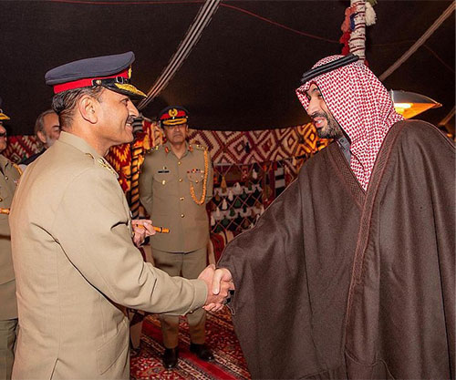 Saudi Crown Prince Receives Pakistan’s Chief of Army Staff