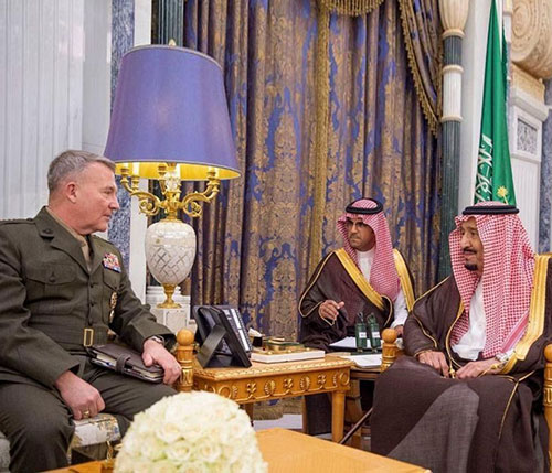 Saudi King, Crown Prince Receive Commander of US Central Command
