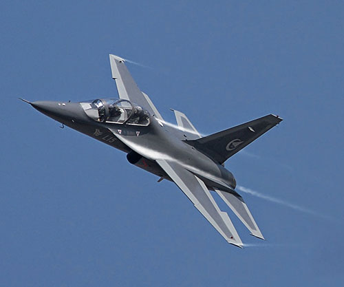 UAE to Acquire 12 L15 Chinese Light Attack Fighter Trainers 