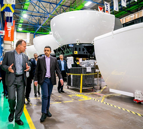 UAE Foreign Minister Tours CAE Facilities in Canada