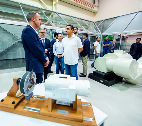 UAE Foreign Minister Visits Canadian Space Agency