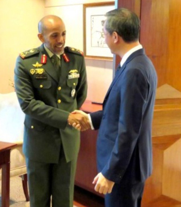 UAE Military Delegation Visits Singapore’s Defense Ministry