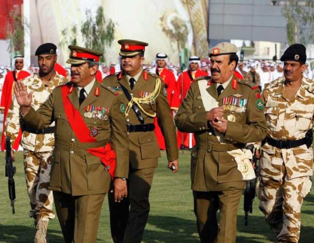 Bahrain’s Commander-in-Chief Pays Visit to Parliament 