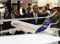 Qatar’s Prime Minister Visits LIMA 2011