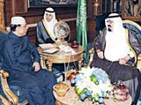 Saudi King, Pakistani President Discuss Regional Security