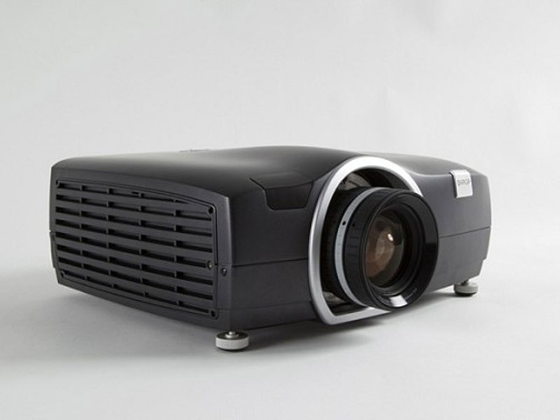 Barco Unveils Compact Projector for Training, Simulation