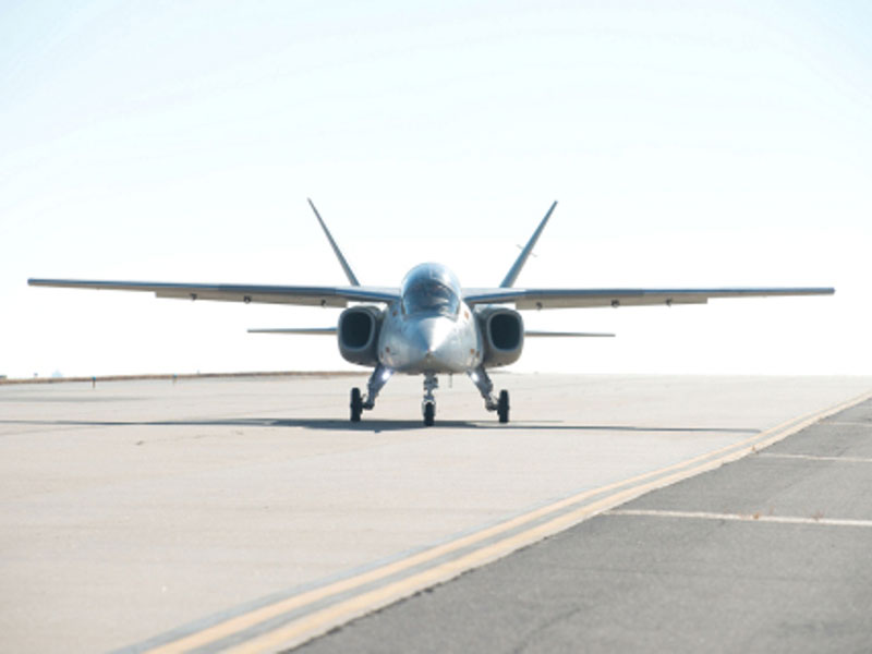 Scorpion ISR/Strike Aircraft Completes 1st Flight