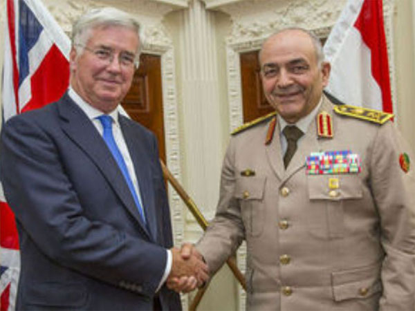 Egypt’s Armed Forces Chief Meets UK Defence Secretary
