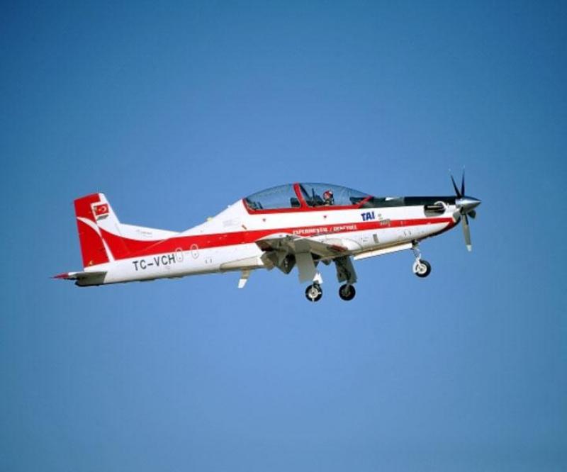 Turkish Basic Trainer HÜRKUŞ Continues Test Flights