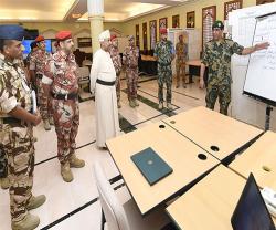 Oman’s Defence Ministry Secretary-General Tours ‘Decision Making 11’, ‘Al Hazm’ Military Exercises