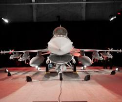 Iraq Hopes to Receive First F-16 Jets This Summer