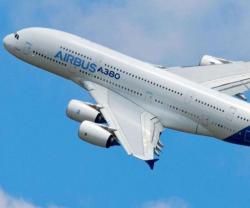 Airbus to Cut Production of A380 Superjumbo from 2017