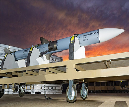 Raytheon’s Most Advanced AMRAAM Variant Completes Milestone For ...