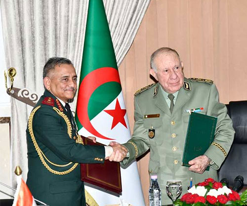 Algeria, India Sign Military Cooperation Agreement