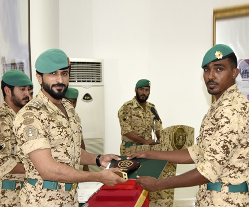 Bahrain’s Royal Guard Commander Patronizes Military Graduation 