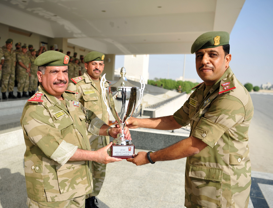 Bahrain National Guard Director Patronizes Officers’ Graduation