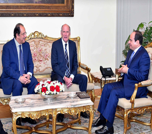 Egyptian President Receives US National Intelligence Director 