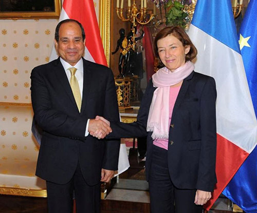 French Defense Minister Concludes Visit to Egypt