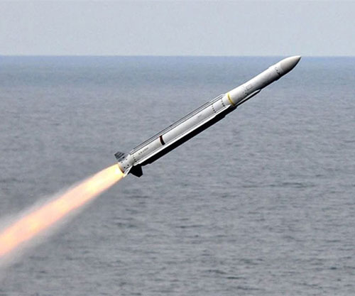 RTX Receives U.S. Navy Contract for ESSM Block 2 Missiles; Delivers ...