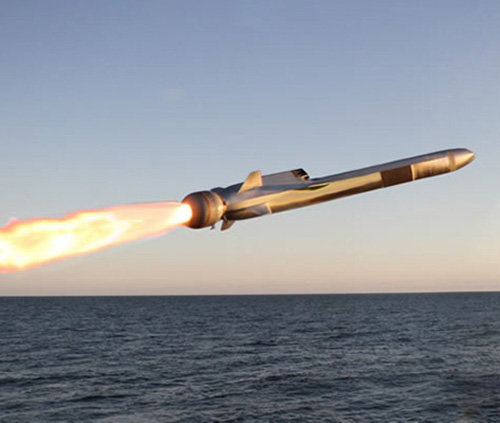 Raytheon’s SM-6 Intercepts Ballistic Missile Target at Sea