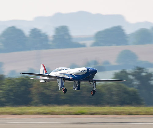 Rolls-Royce’s All-Electric ‘Spirit of Innovation’ Aircraft Flies for First Time
