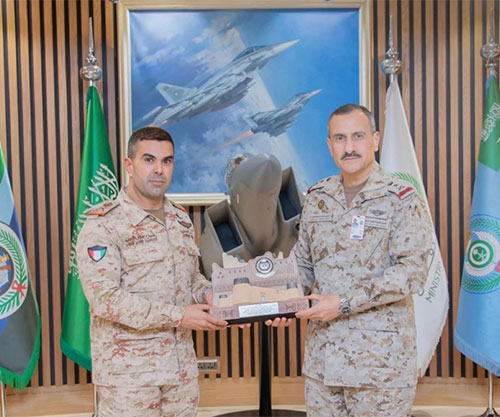 Royal Saudi Air Forces Commander Receives Kuwaiti Army