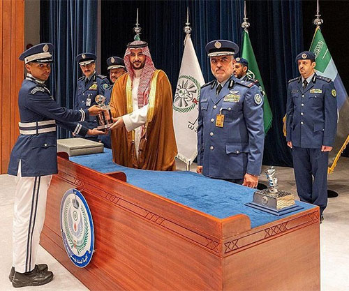 Saudi Defense Minister Patronizes Graduation Ceremony at King Faisal Air Academy
