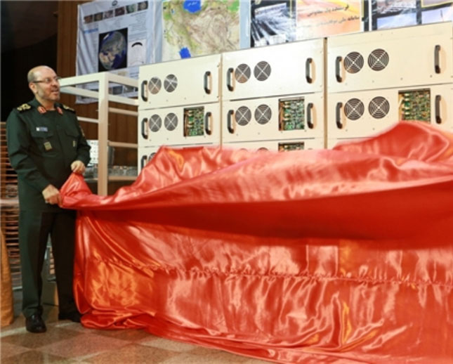 Iranian Defense Minister Unveils 3 New Home-Made Products