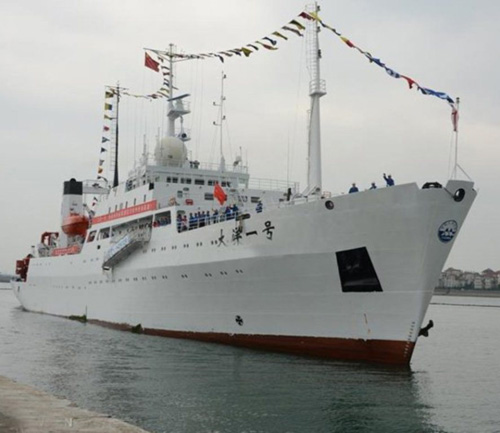 Pakistan Naval Forces Receive Two Chinese Ships