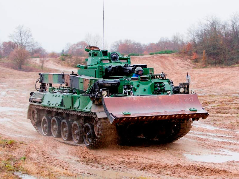 School of Military Engineering Gets Nexter’s 42nd EBG-VAL