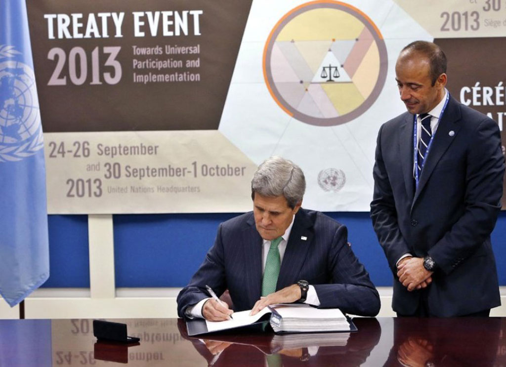 U.S. Signs U.N. Arms Trade Treaty