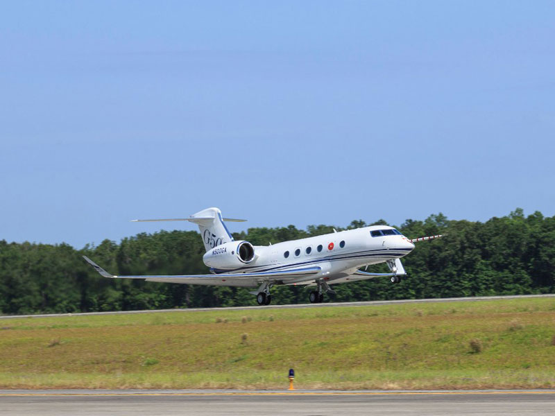 Newest Gulfstream Aircraft Flies with Honeywell Touch
