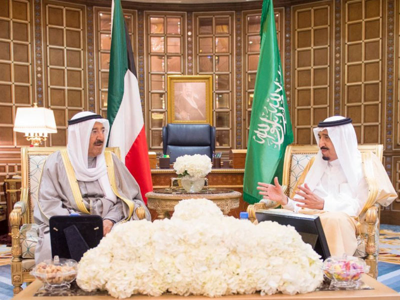 Saudi King, Kuwaiti Emir Hold Talks in Riyadh