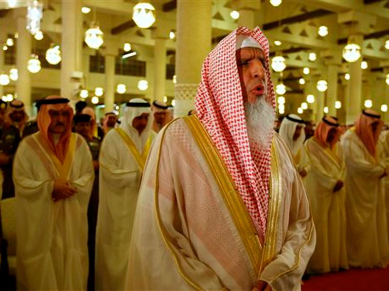 Saudi Religious Leader Calls for Compulsory Military Service