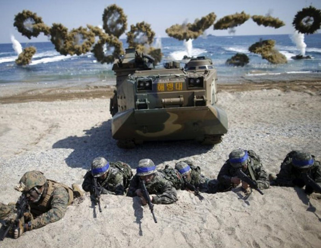 South Korea, US Start Joint Amphibious Drill | Al Defaiya