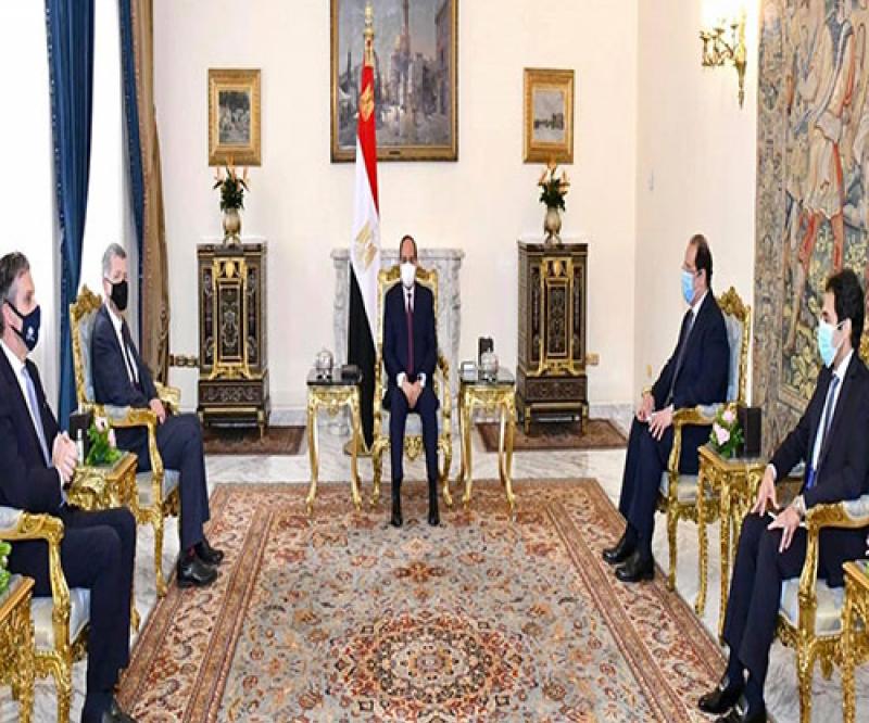 Egyptian President Receives Chief of UK’s Secret Intelligent Service 