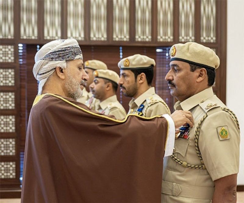 Sultan of Oman Confers Medals on Royal Court Affairs Officers