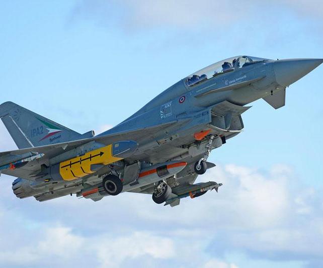 First MBDA Storm Shadow Missile Released from a Eurofighter Typhoon