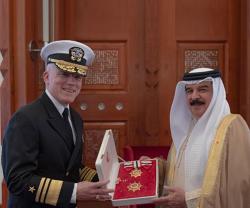 Bahrain’s King Receives Departing US NAVCENT, 5th Fleet Commander