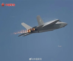 China’s 5th Generation J-35A Stealth Fighter Debuts at Air Show China 2024