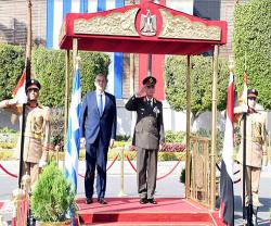Egyptian Commander-in-Chief Receives Hellenic, Dutch Defence Ministers