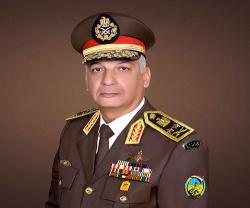 Egyptian Defense Minister Witnesses ‘Majd-16’ Artillery Training 