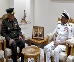 Jordan’s Chairman of Joint Chiefs of Staff Visits Sultanate of Oman